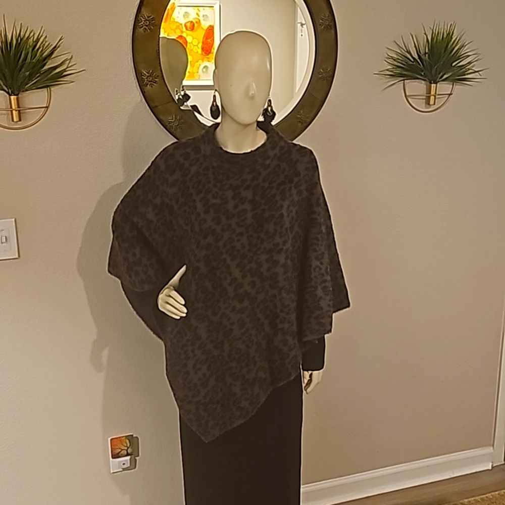 Chico's Feather Knit Jacquard Animal Print PONCHO